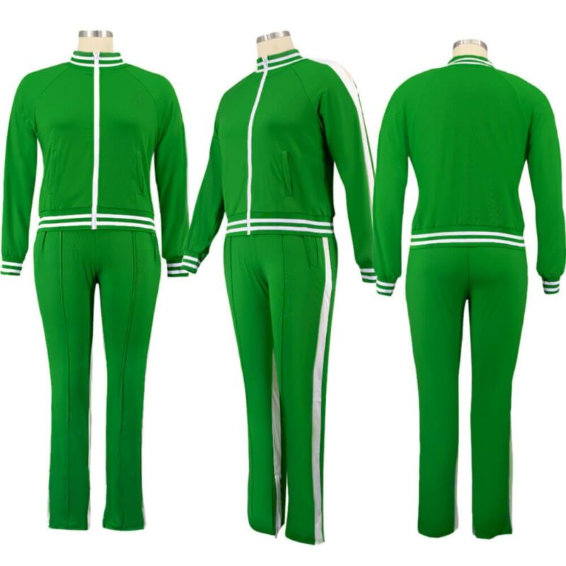 Plus Size Two Piece Sweatsuit - deep green color model picture