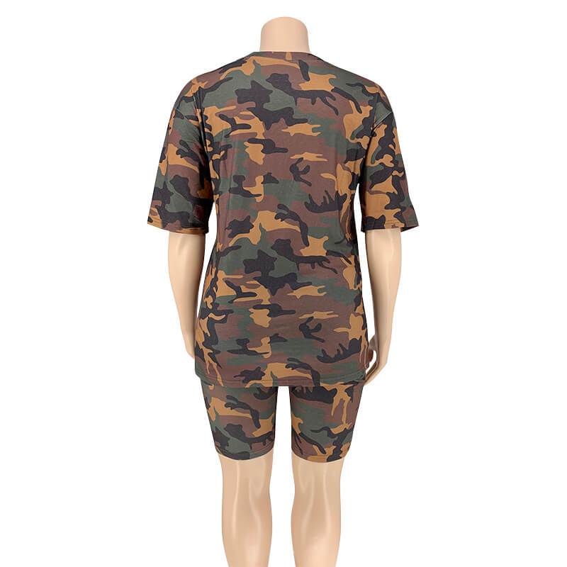 Plus Size Camouflage Fashion Set - camouflage back