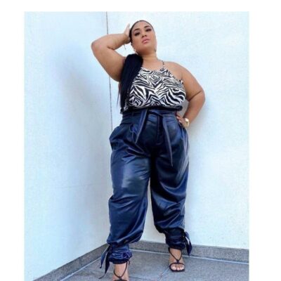 Plus Size Baggy Jeans - main picture
